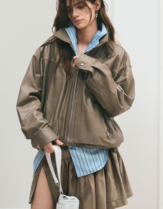 OVERSIZED LEATHER JACKET