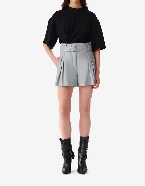 SHORT EN CUIR CEINTURÉ