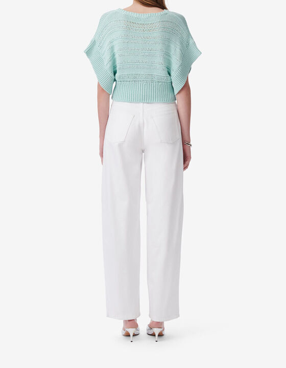 RUFFLED SLEEVELESS SWEATER