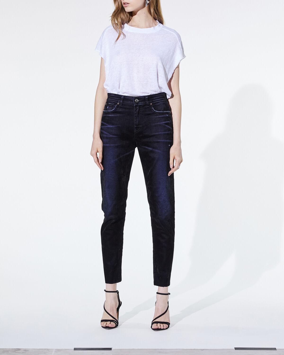 Photo of IRO Paris Ronja Jeans Black And Dark Navy - Iro Revisits The Classic Slim Jeans With This Velvet Version. It Is Distinguished By Its Subtle Fading And Frayed Edges. Wear It With A Pair Of Sandals For A Modern Look And A Pair Of Boots For A More Urban Silhouette. Fall Winter 19
