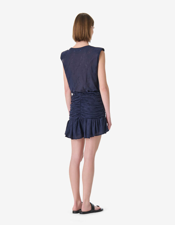 TEXTURED SLEEVELESS T-SHIRT