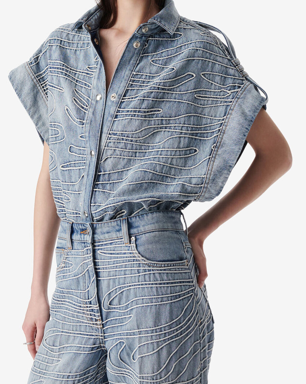 VALENTINA image number null