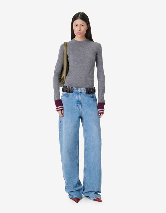 LONG-SLEEVED WOOL SWEATER