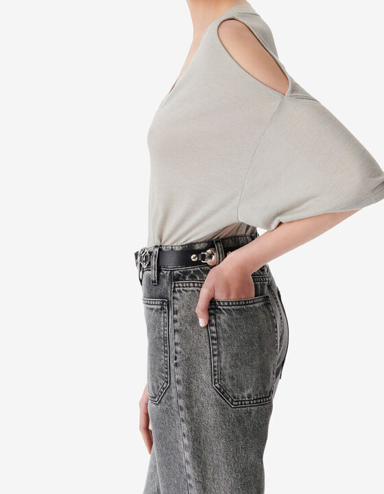 OVERSIZED V-NECK T-SHIRT