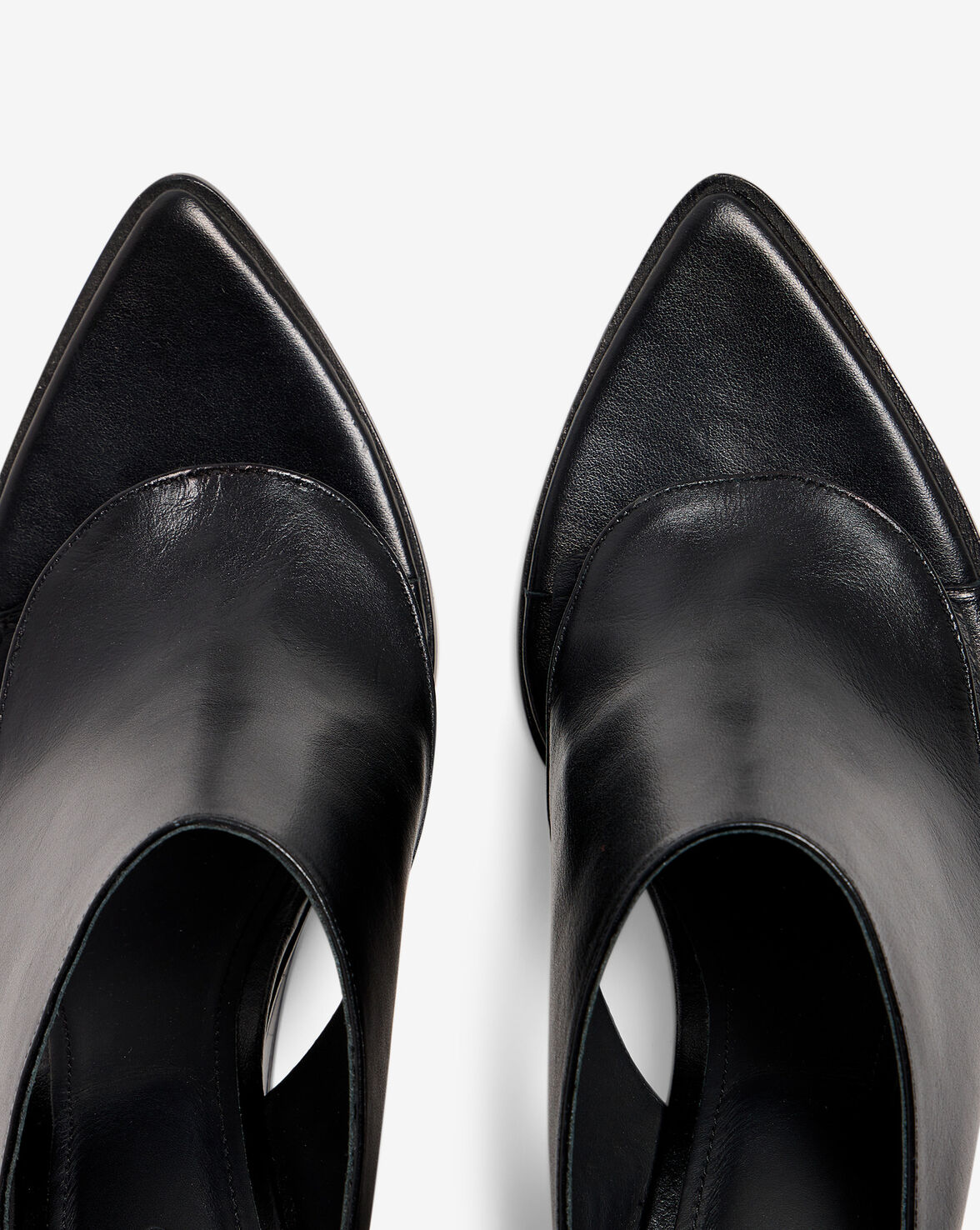 FAUVE LEAF image number null