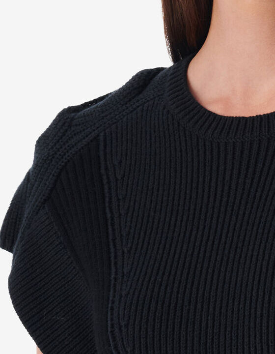 SLEEVELESS ROUND NECK SWEATER