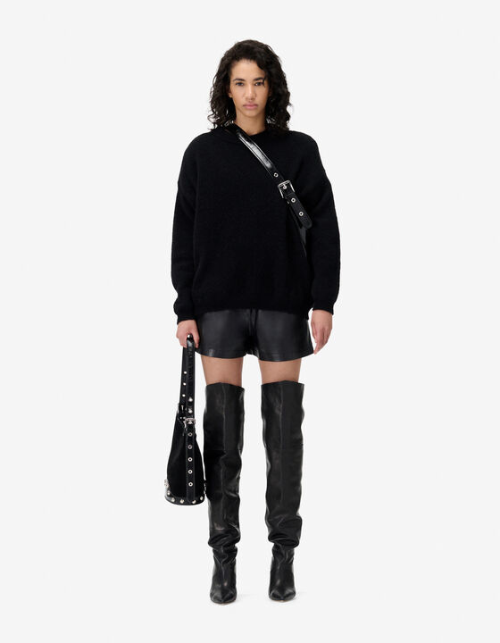ROUND-NECK PULL