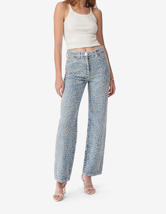 OVERSIZED EMBROIDERED JEANS
