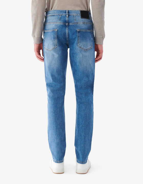 TAPERED JEANS