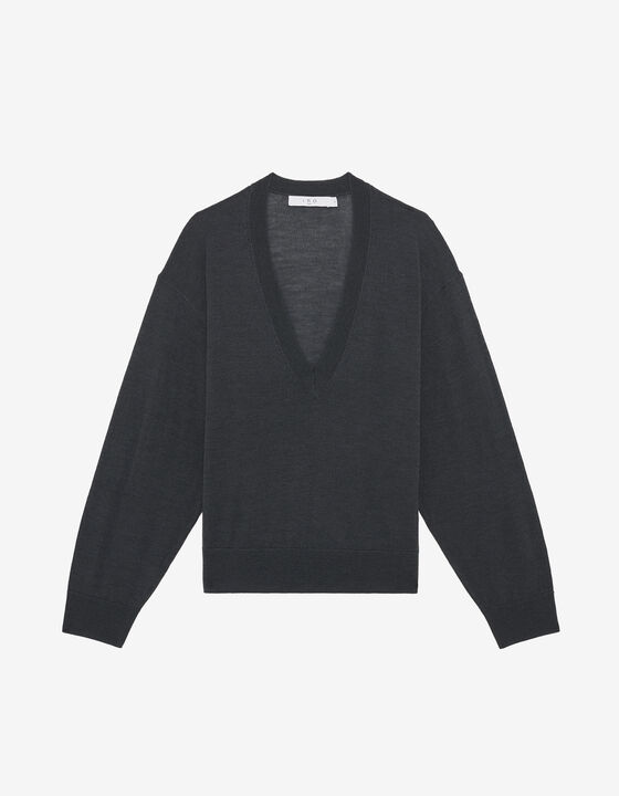 V-NECK SWEATER
