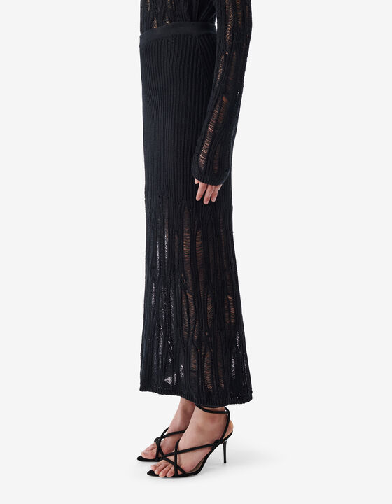 LONG LOOSE-KNIT SKIRT