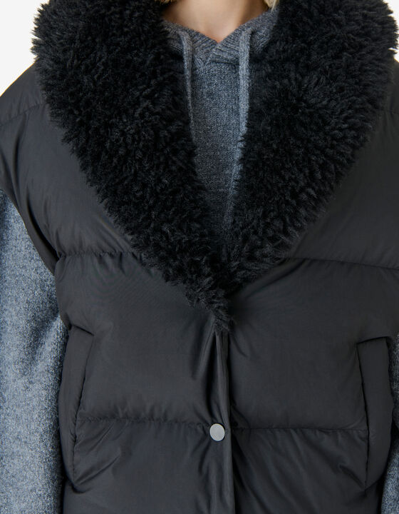 SLEEVELESS NYLON JACKET