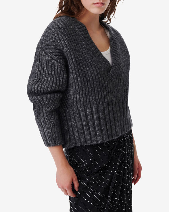 EWENN OVERSIZED V-NECK SWEATER