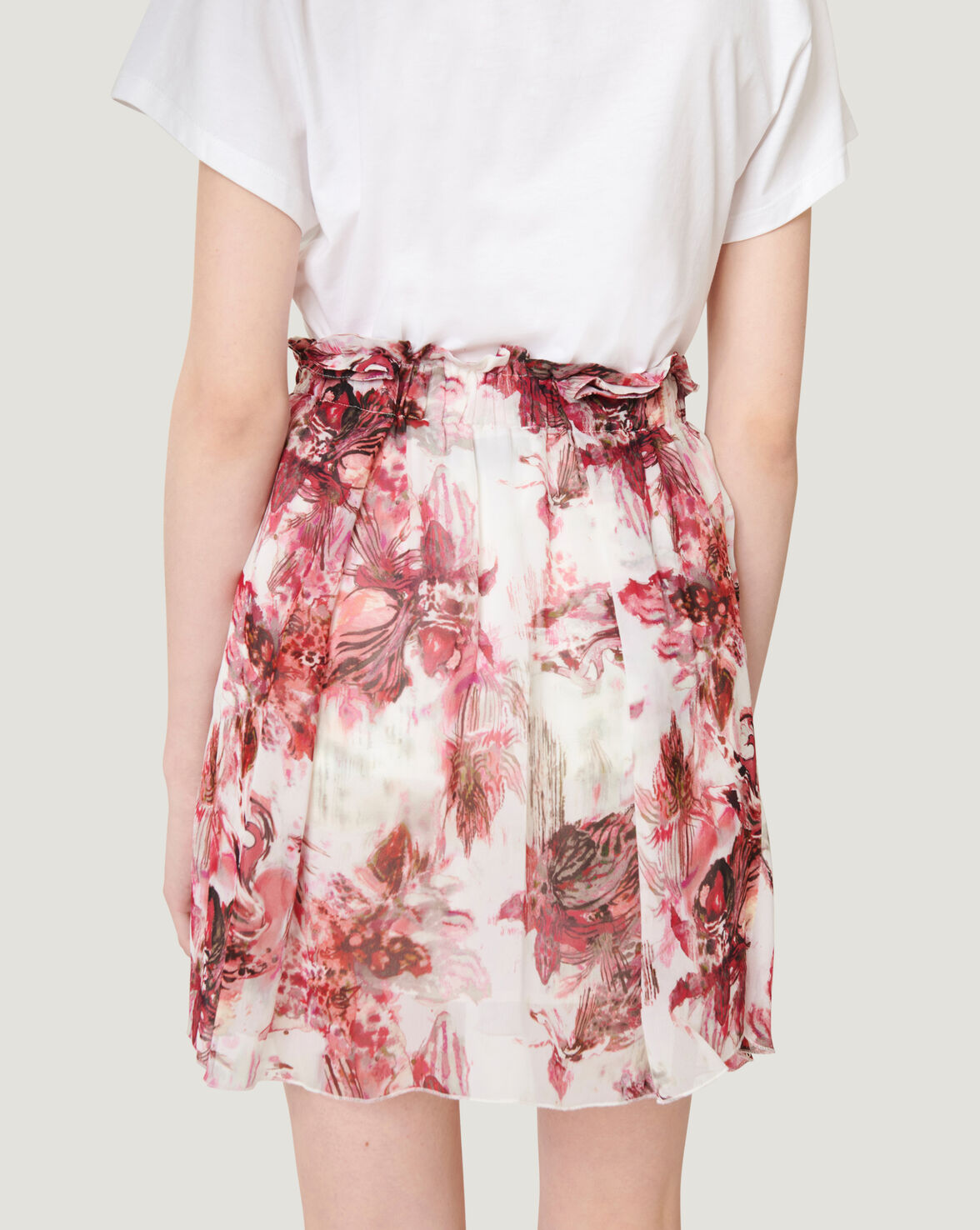 GUETTA FLOWY FLORAL MINI SKIRT image number null