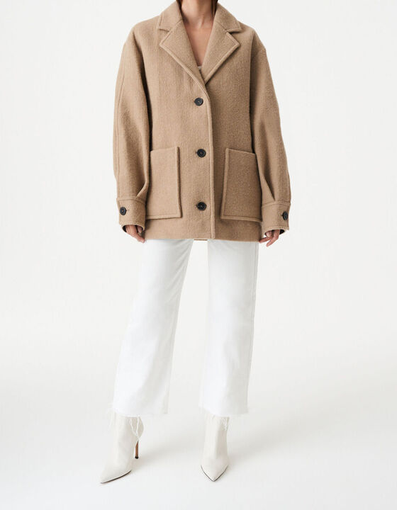 OVERSIZED SHORT COAT