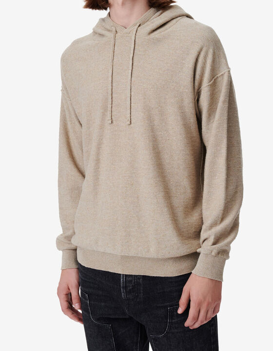 PULL À CAPUCHE